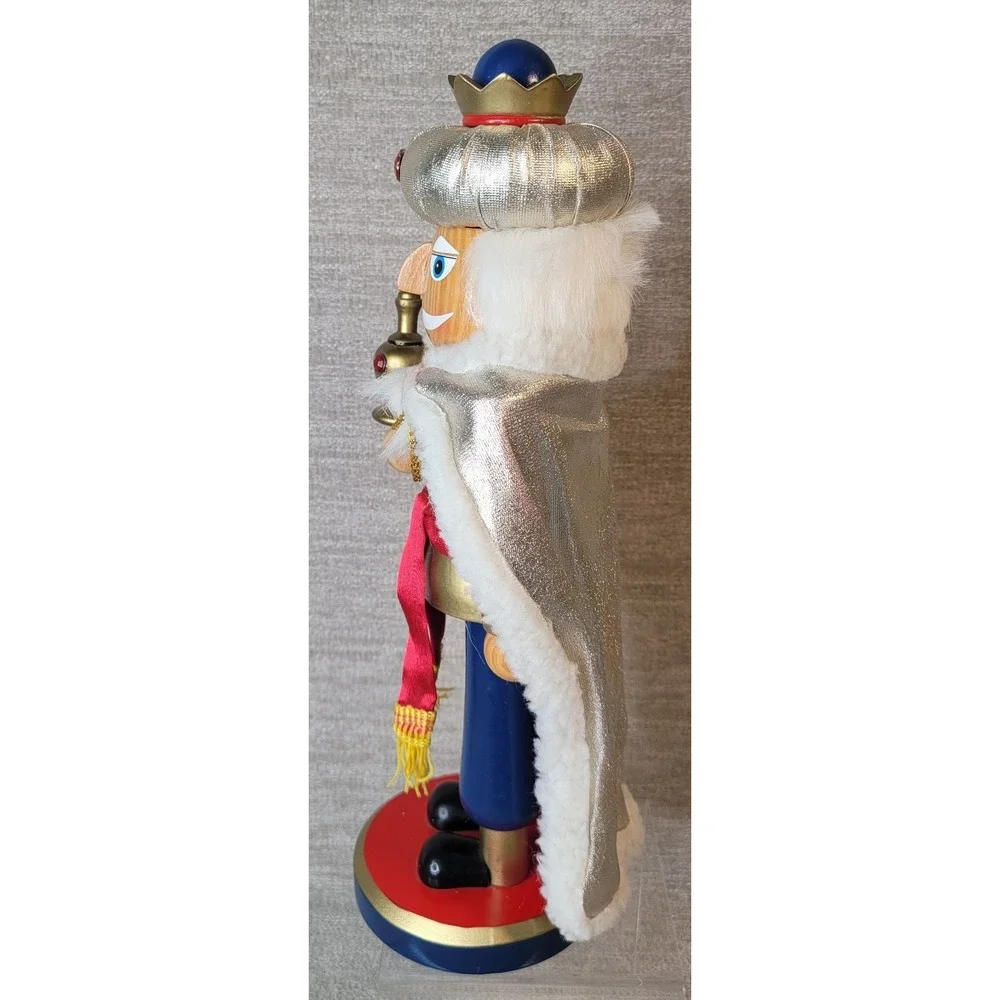 Vintage Wiseman Wooden Nutcracker Limited Edition 2004 14